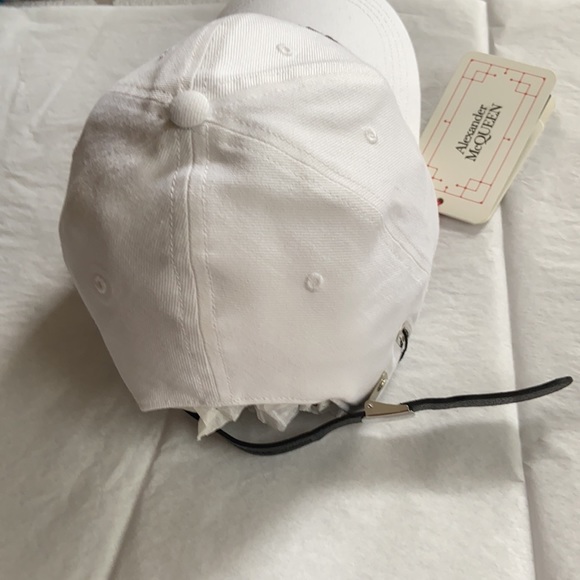 ALEXANDER MCQUEEN LOGO BASEBALL HAT NEW - Picture 4 of 7